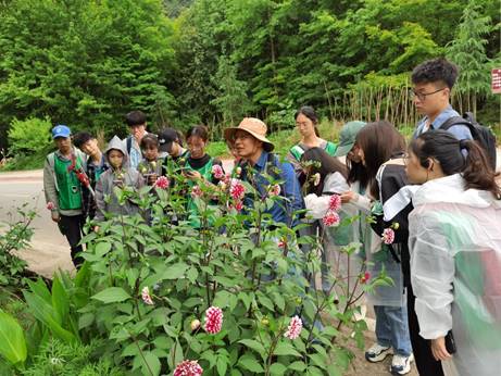 说明: 野外实习